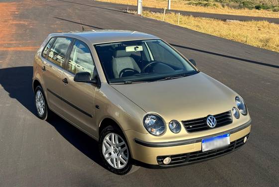 VOLKSWAGEN POLO 1.6 MI 8V FLEX 4P MANUAL VOLKSWAGEN POLO 1.6 MI 8V FLEX 4P MANUAL